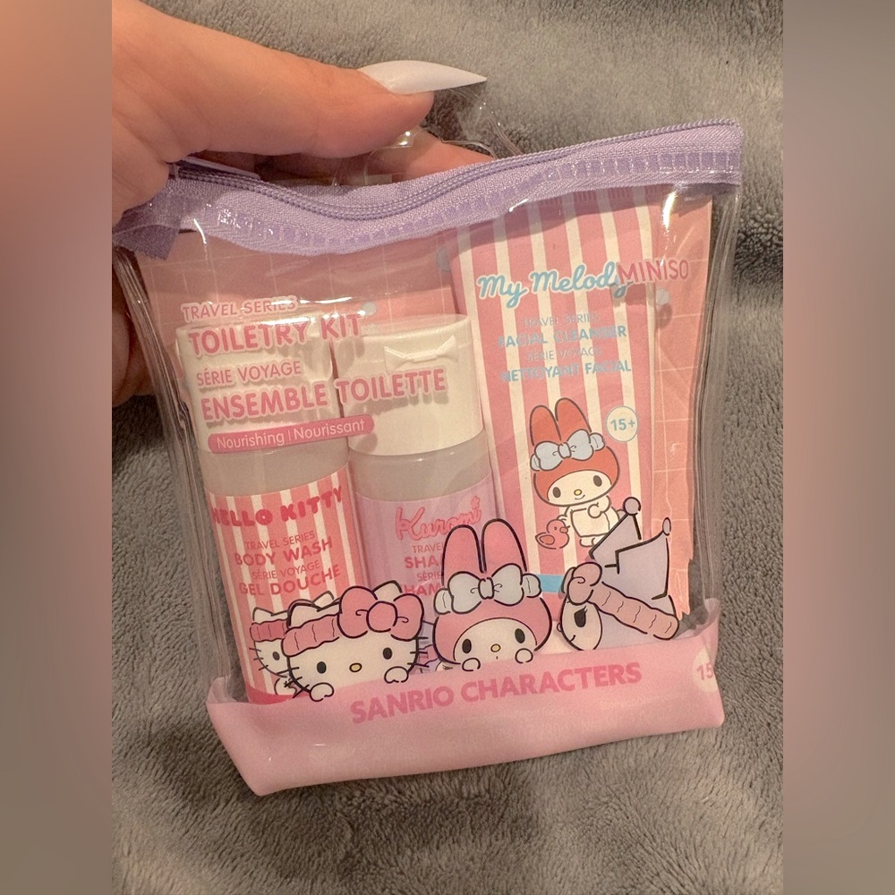 Nwt hello kitty travel Toiletry Kit